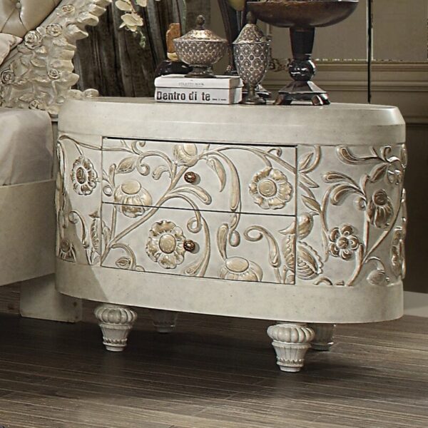 White Luxury Bedroom Set HD-8030 By Homey Design - Image 4