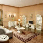 White Lacquer Dining Set