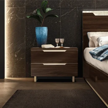 High Gloss Lacquer, Mat Smart Bedroom Walnut Set