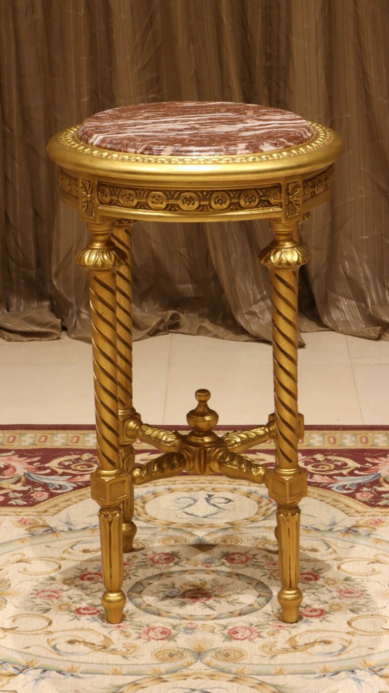 Handmade King Gold Red End Table | Mobilia Cleopatra 3 Handmade King Gold Red End Table - Image 1