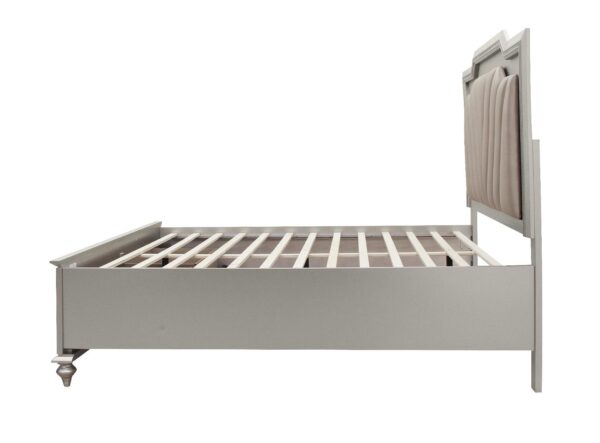 Kaitlyn Bed by ACME - Image 4