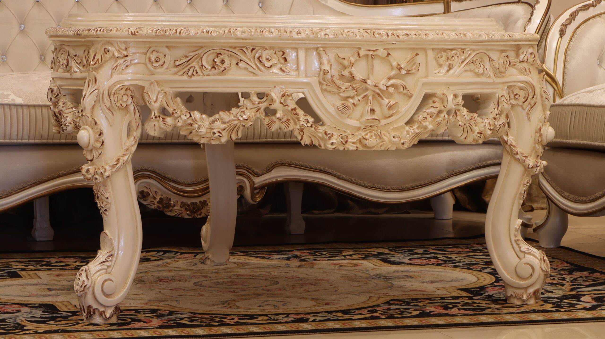 Handmade Lion Coffee Table | Mobilia Cleopatra 3 Handmade Lion Coffee Table - Image 1