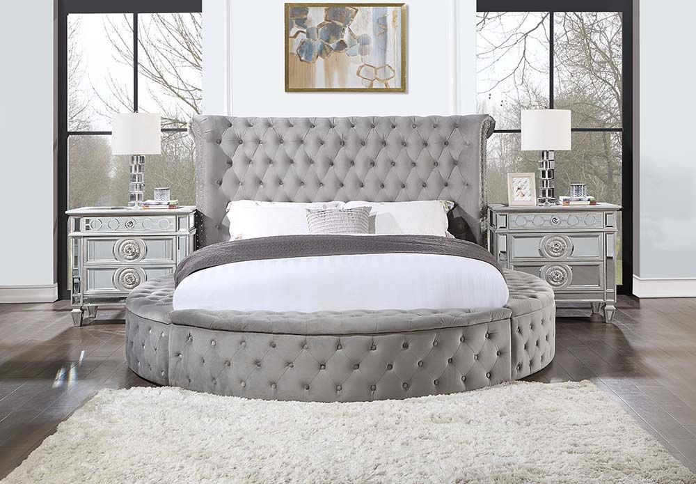 Gaiva Bed By Acme | Mobilia Cleopatra 3 Gaiva Bed by ACME - Image 1