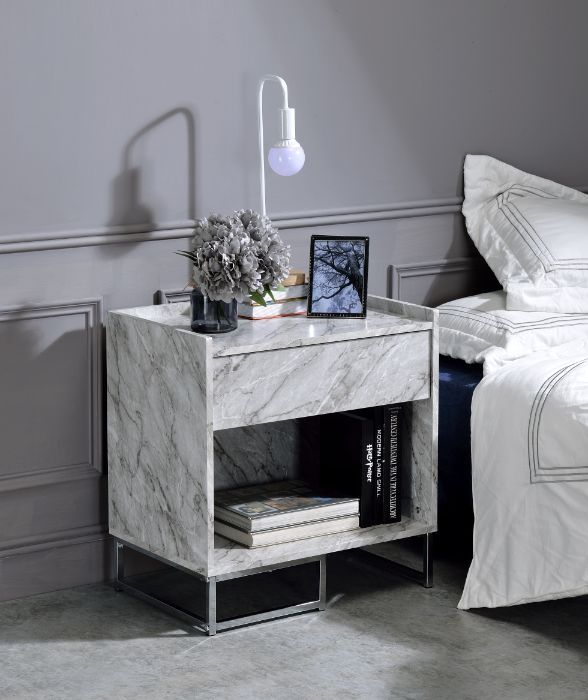 Azrael Accent Table 97865 By Acme | Mobilia Cleopatra 3 Azrael Accent Table 97865 by ACME - Image 1