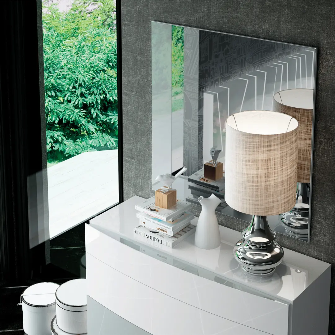 High Gloss Lacquer Ronda Mirror For Dresser By Esf Furniture | Mobilia Cleopatra 3 High Gloss Lacquer Ronda Mirror for Dresser