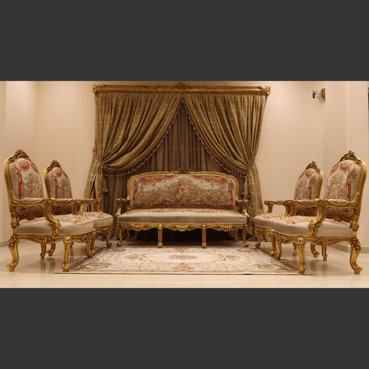 MC-7 natural beige Rococo sofa set . 3