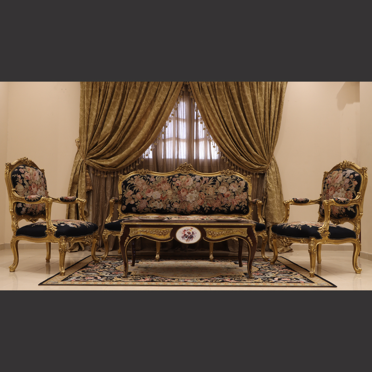 Mc-27 Black Rococo Sofa Set . | Mobilia Cleopatra 3 MC-27 black Rococo sofa set . - Image 1