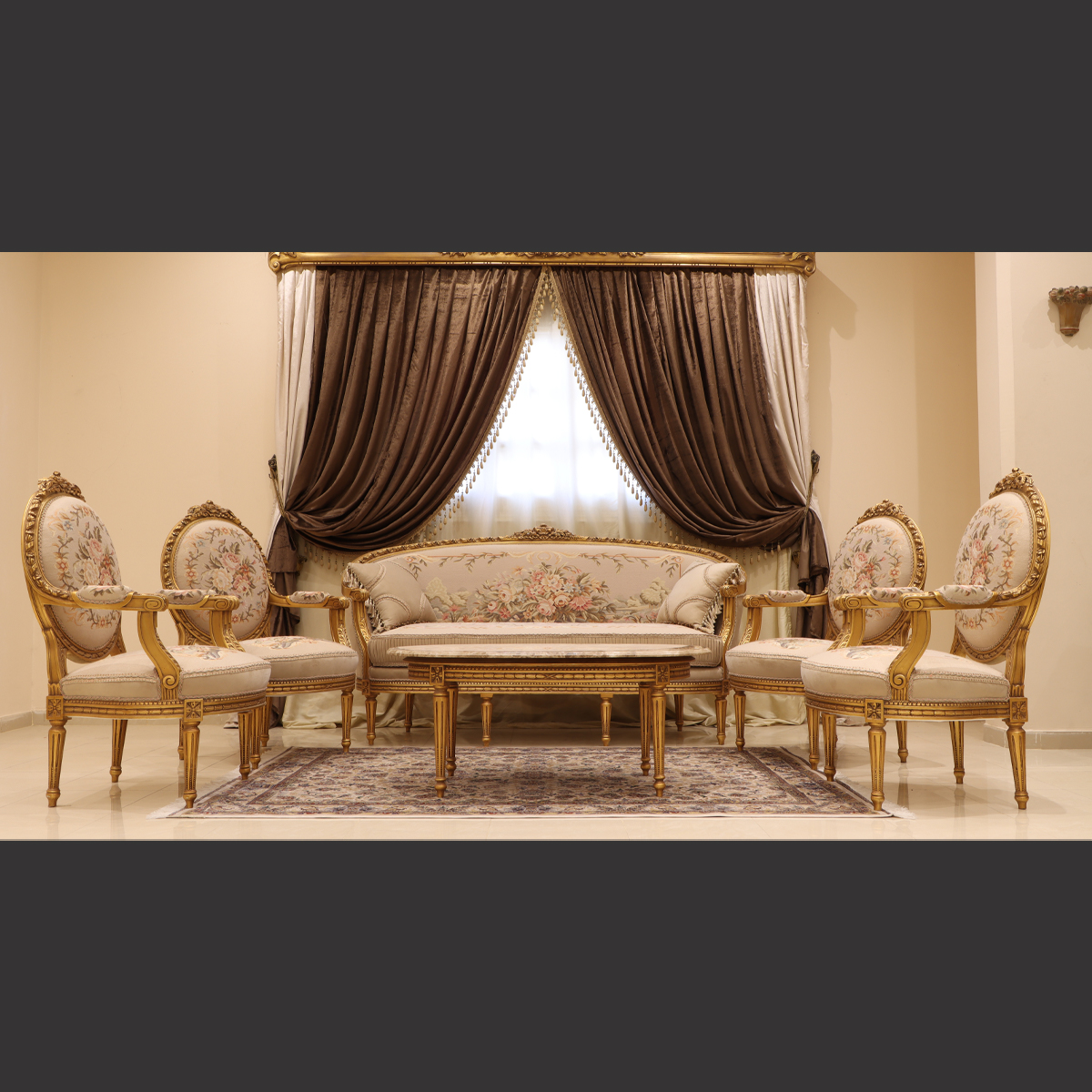 Mc-31 Natural Beige Neoclassic Sofa Set. | Mobilia Cleopatra 3 MC-31 natural beige Neoclassic sofa set. - Image 1