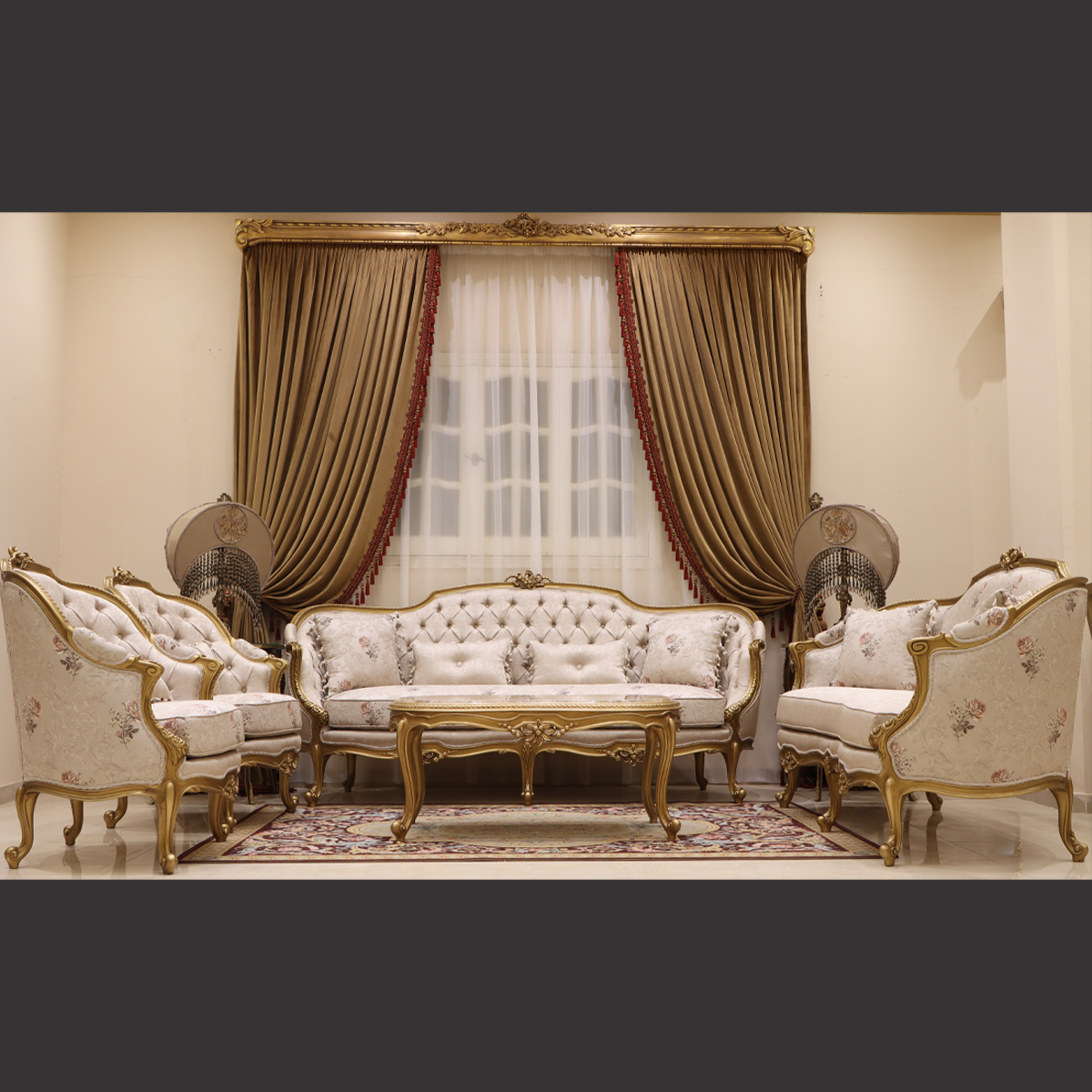 Mc-44 Off White Rococo Sofa Set. | Mobilia Cleopatra 3 MC-44 off white Rococo sofa set. - Image 1
