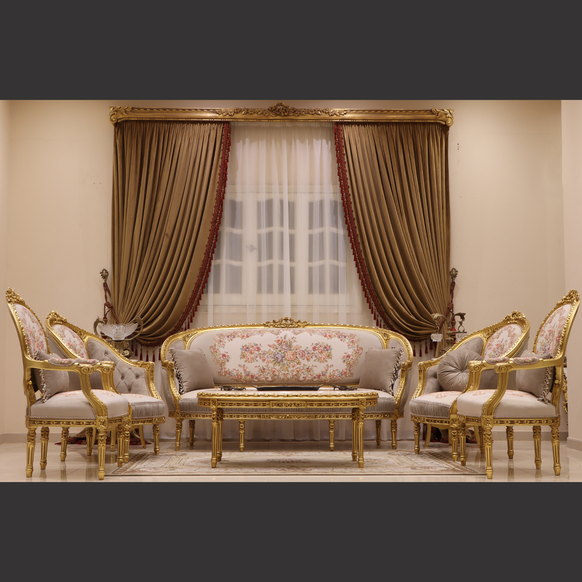 Mc-53 Natural Beige Rococo Sofa Set. | Mobilia Cleopatra 3 MC-53 natural beige Rococo sofa set. - Image 1