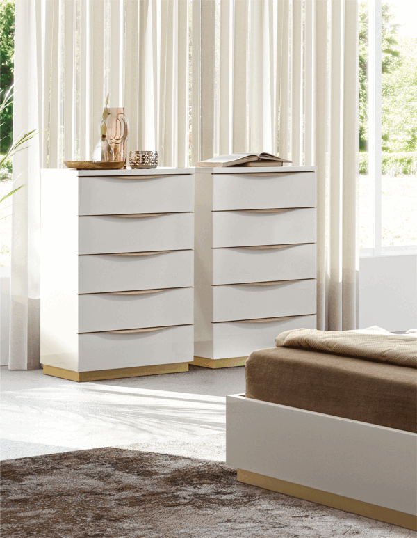 Italy_Kharma-Bedroom_chest