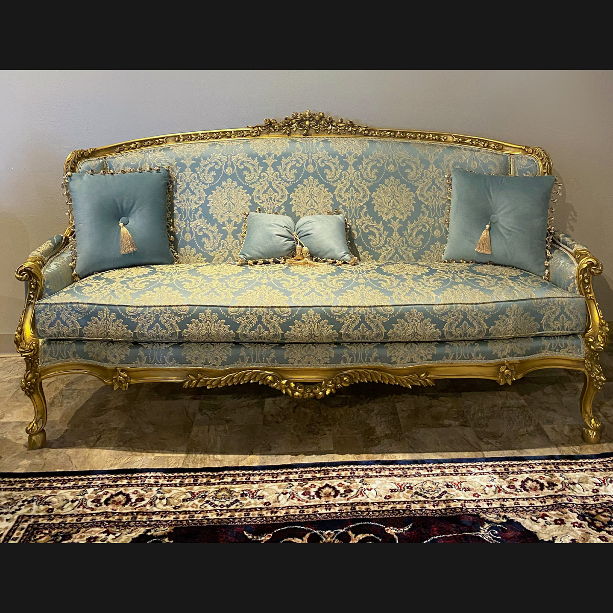 Handmade Cesar Green Sofa | Mobilia Cleopatra 3 Handmade Cesar Green Sofa - Image 1