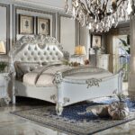 Vendome Bed in Pearl Leather