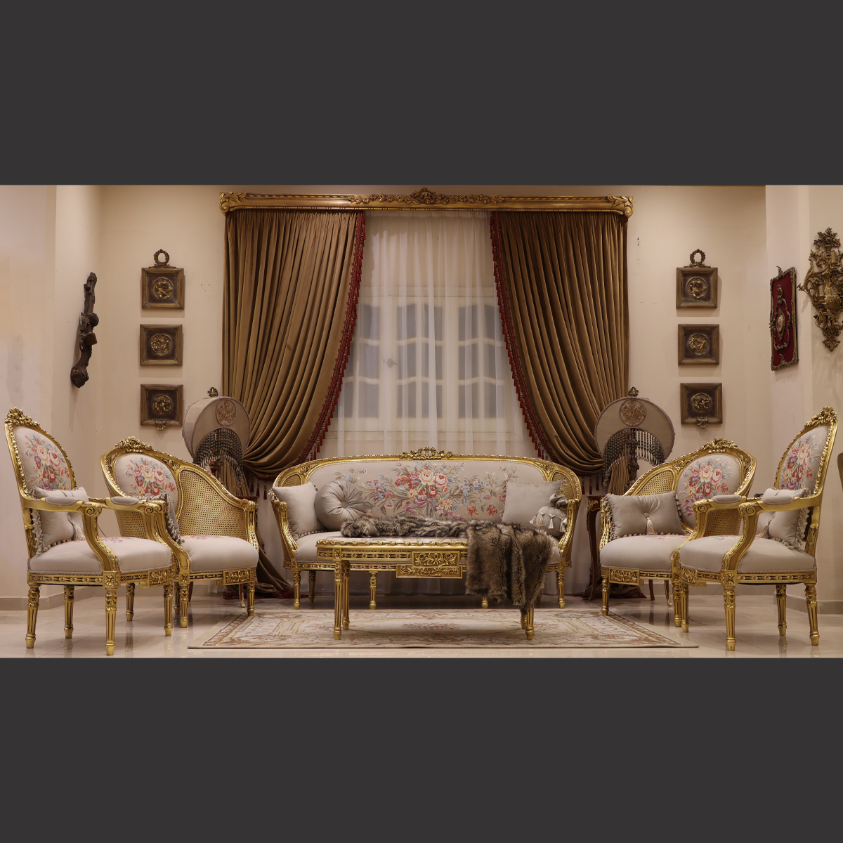 Mc-90 Natural Beige Rococo Sofa Set | Mobilia Cleopatra 3 MC-90 natural beige Rococo sofa set - Image 1