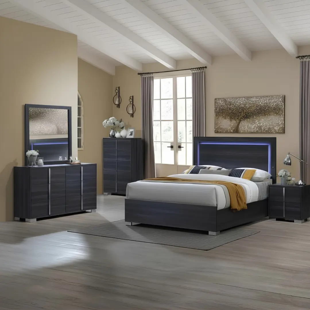 B785-C Modern Gray Chest By Mcferran | Mobilia Cleopatra 3 B785-C Modern Gray Chest By McFerran - Image 1