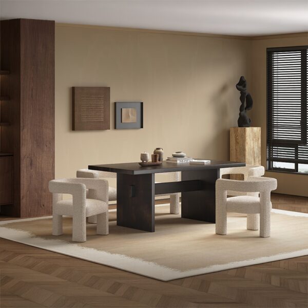 Lomas Dining Room Set