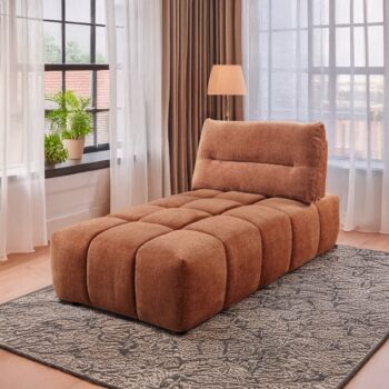 Loanna Moludar - Chaise in Coral Red Chenille