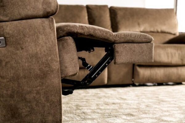 Cerelia Power Sectional – Wireless Charging & Wall-Hugger