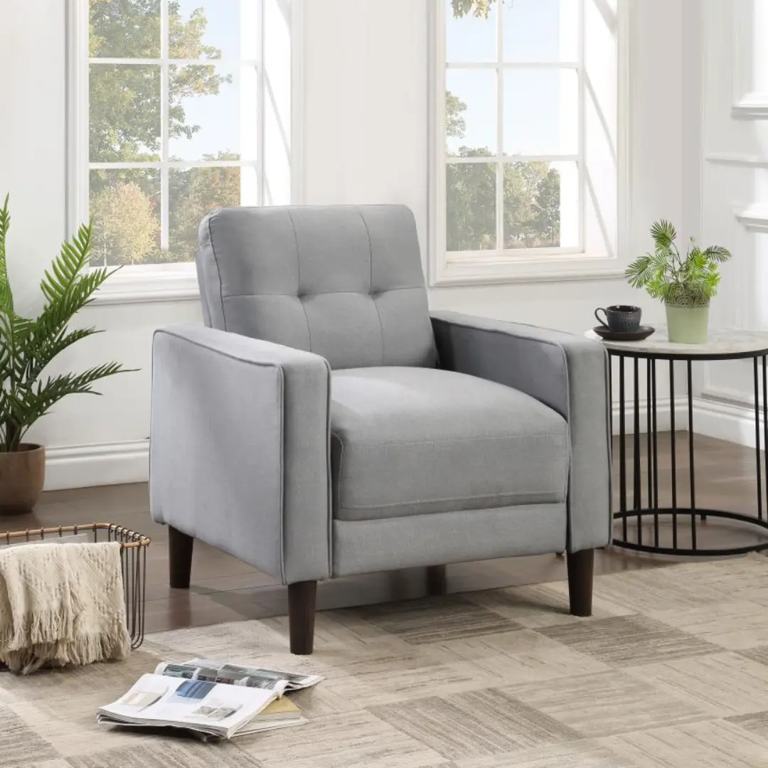 Bowen Upholstered Tufted Armchair By Coaster Furniture | Mobilia Cleopatra 3 Tufted Armchair