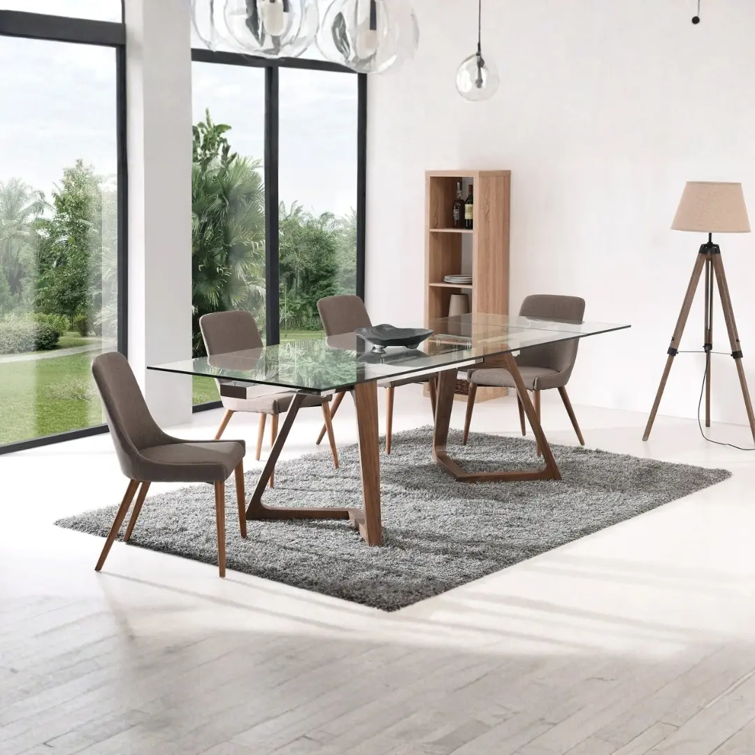 Comparison of custom made furniture and ready made furniture for luxury homes