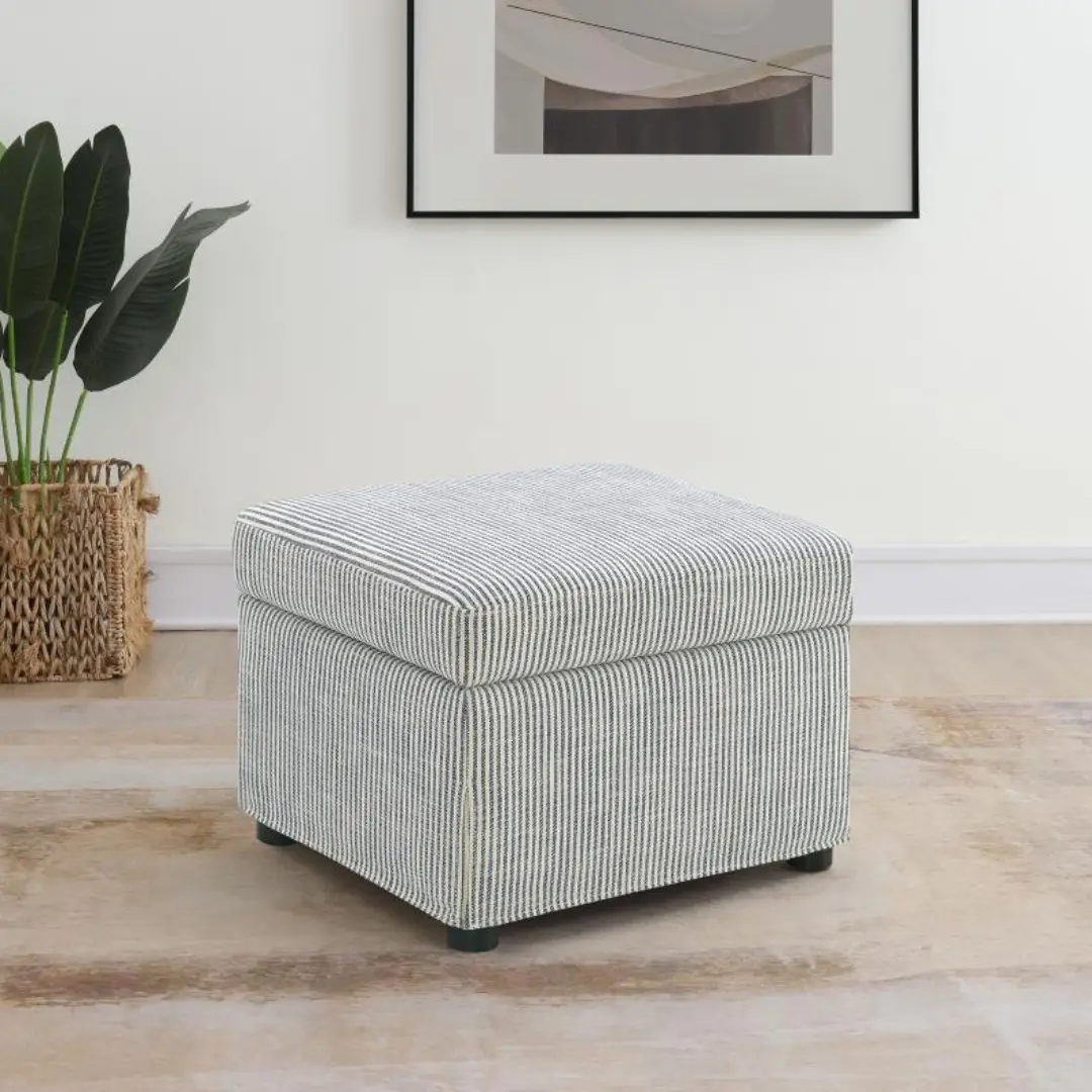 Winter Rectangular Ottoman With Storage By Coaster Furniture | Mobilia Cleopatra 3 Rectangular Ottoman with Storage