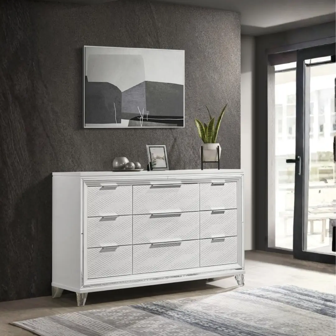 Marmore 9 Drawer Dresser White By Coaster Furniture | Mobilia Cleopatra 3 9 Drawer Dresser White