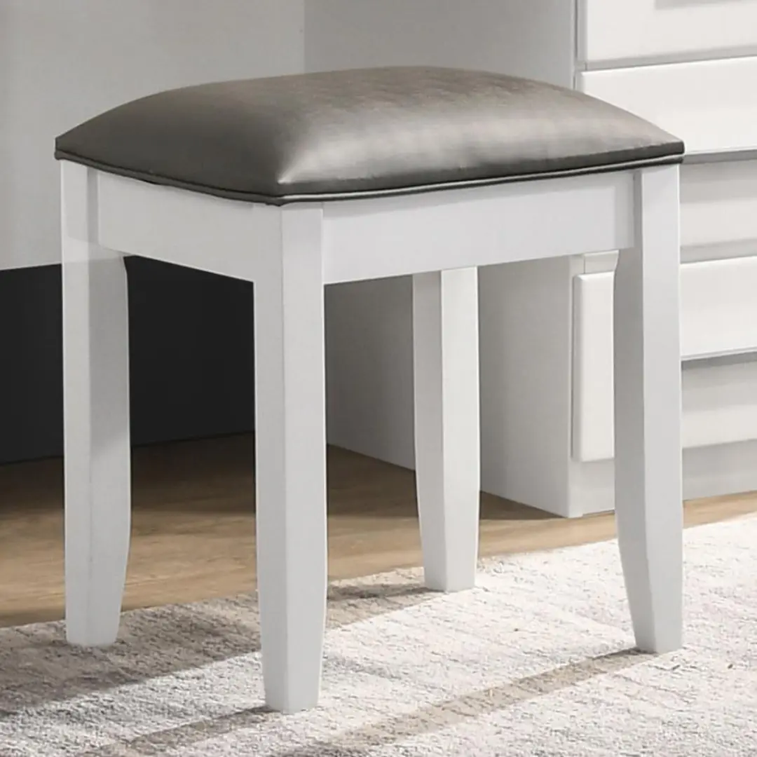 Felicity Upholstered Vanity Stool By Coaster Furniture | Mobilia Cleopatra 3 Vanity Stool