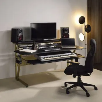 Home office desk to measure before a buy now pay later plan